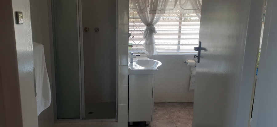 3 Bedroom Property for Sale in Waterval Estate Gauteng