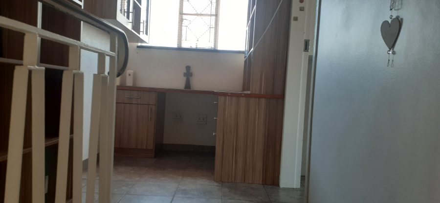 3 Bedroom Property for Sale in Waterval Estate Gauteng