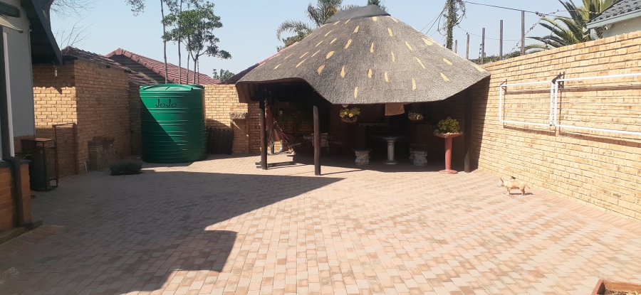 3 Bedroom Property for Sale in Waterval Estate Gauteng