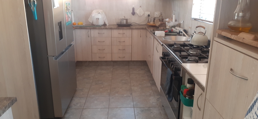 3 Bedroom Property for Sale in Waterval Estate Gauteng