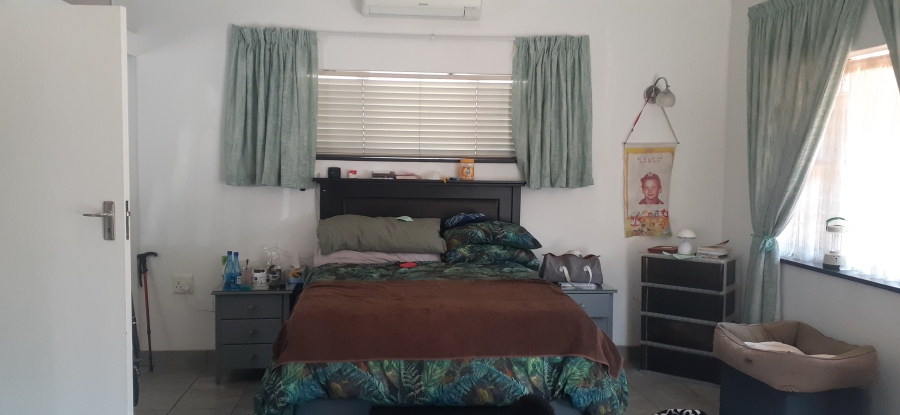 3 Bedroom Property for Sale in Waterval Estate Gauteng