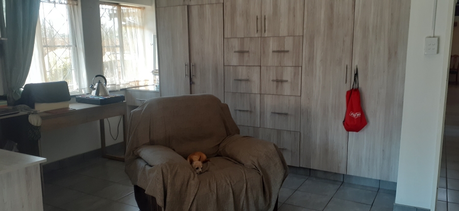 3 Bedroom Property for Sale in Waterval Estate Gauteng