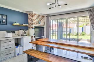 3 Bedroom Property for Sale in Mulbarton Gauteng