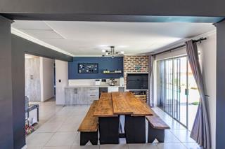 3 Bedroom Property for Sale in Mulbarton Gauteng