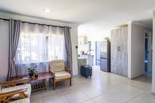 3 Bedroom Property for Sale in Mulbarton Gauteng