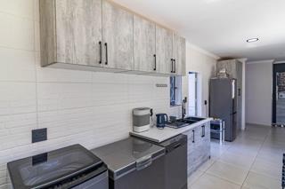 3 Bedroom Property for Sale in Mulbarton Gauteng