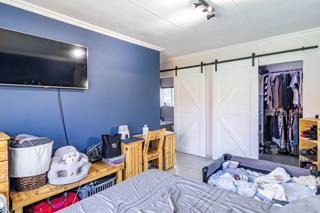 3 Bedroom Property for Sale in Mulbarton Gauteng