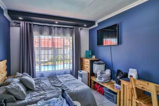 3 Bedroom Property for Sale in Mulbarton Gauteng