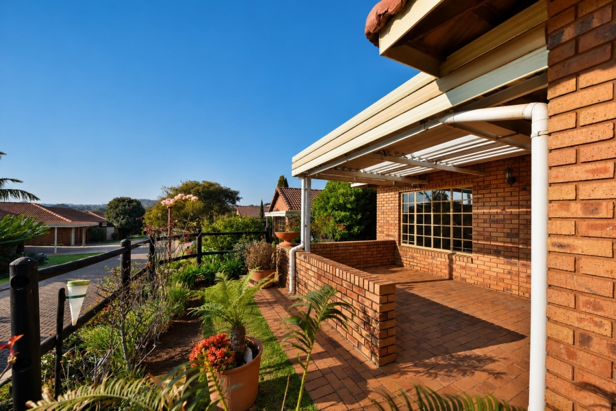 2 Bedroom Property for Sale in Faerie Glen Gauteng