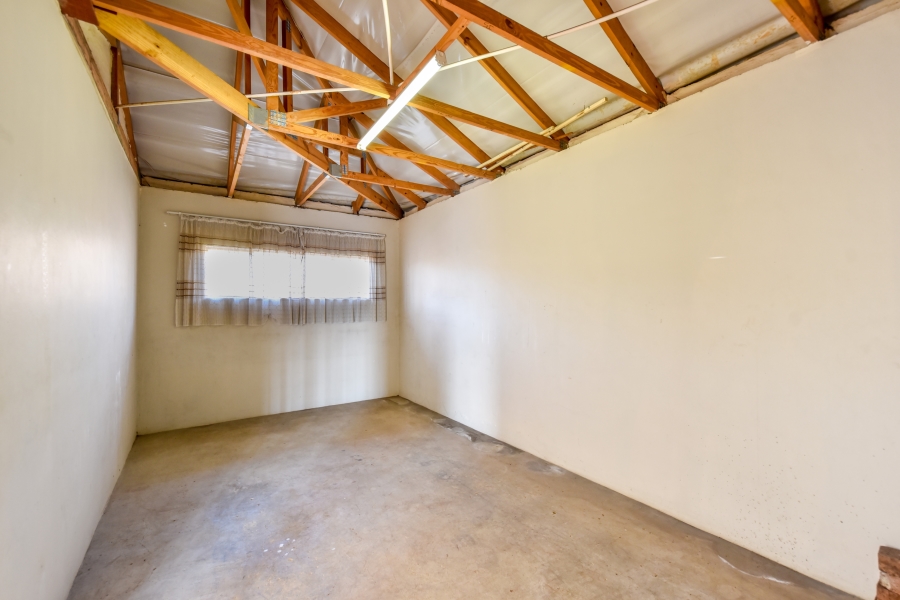 2 Bedroom Property for Sale in Faerie Glen Gauteng