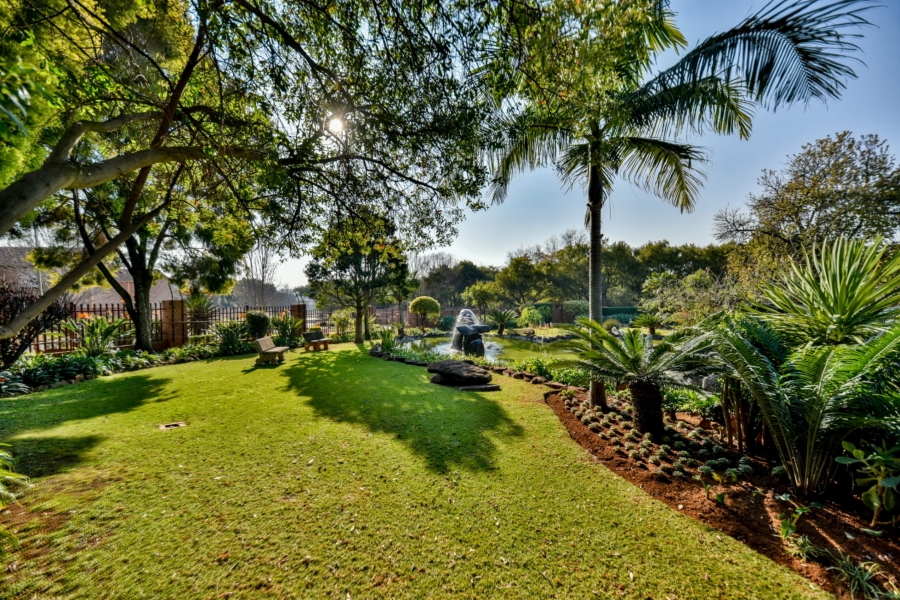2 Bedroom Property for Sale in Faerie Glen Gauteng