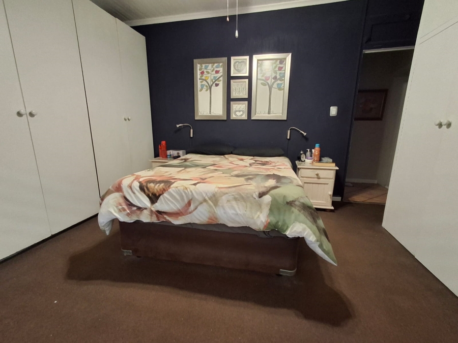 5 Bedroom Property for Sale in Capital Park Gauteng
