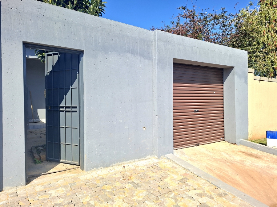 To Let 1 Bedroom Property for Rent in Sophiatown Gauteng