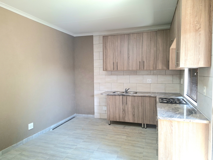 To Let 1 Bedroom Property for Rent in Sophiatown Gauteng