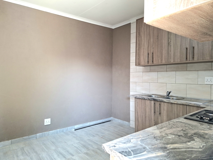 To Let 1 Bedroom Property for Rent in Sophiatown Gauteng