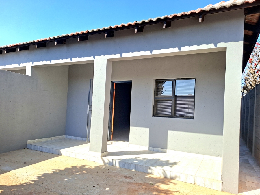 To Let 1 Bedroom Property for Rent in Sophiatown Gauteng
