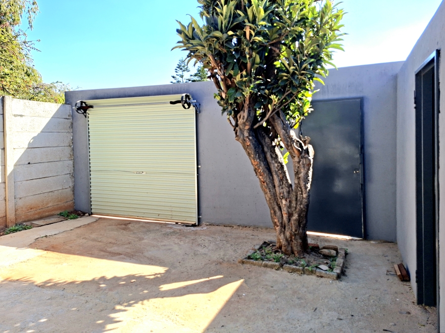 To Let 1 Bedroom Property for Rent in Sophiatown Gauteng