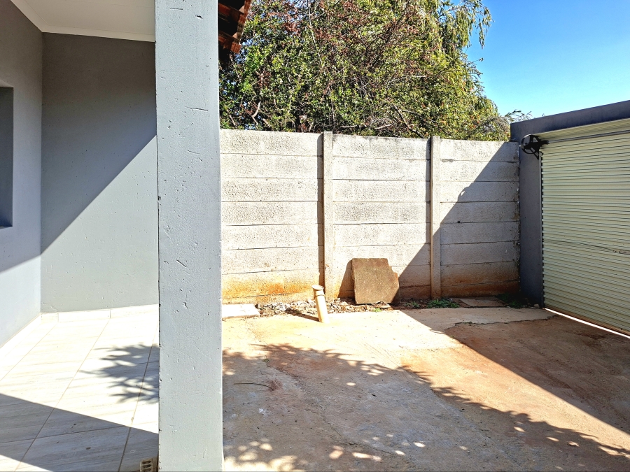 To Let 1 Bedroom Property for Rent in Sophiatown Gauteng