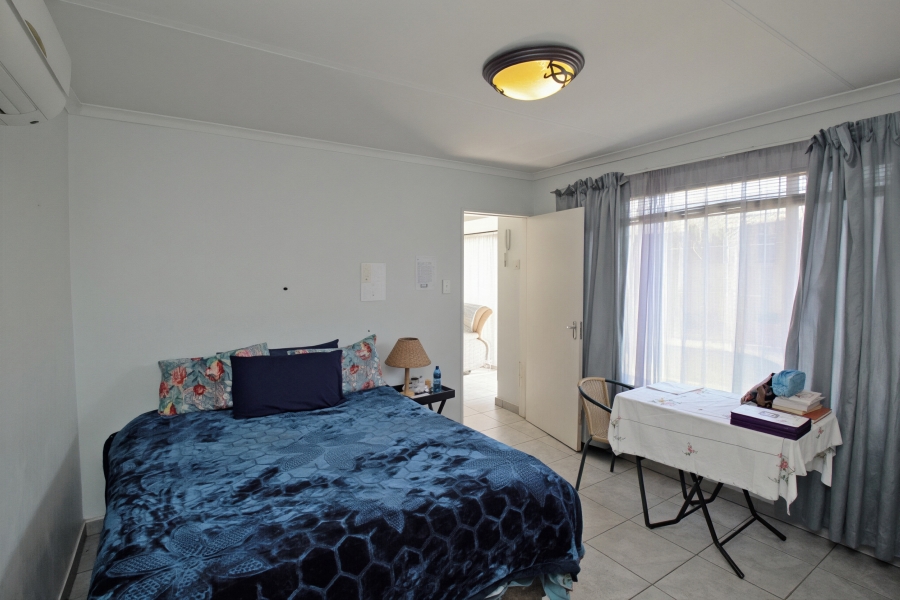 3 Bedroom Property for Sale in Rustivia Gauteng