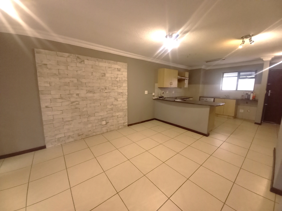 2 Bedroom Property for Sale in Nieuw Muckleneuk Gauteng