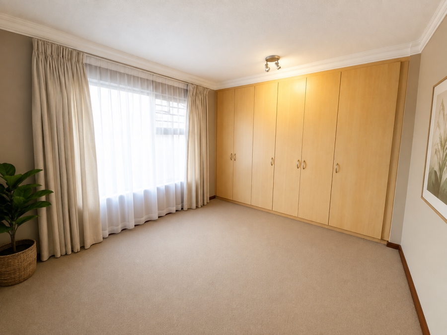 2 Bedroom Property for Sale in Nieuw Muckleneuk Gauteng