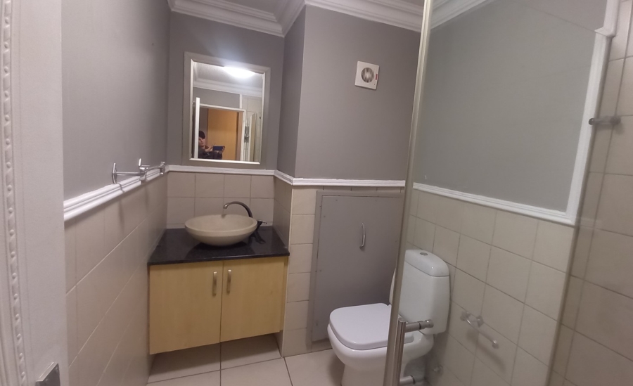 2 Bedroom Property for Sale in Nieuw Muckleneuk Gauteng