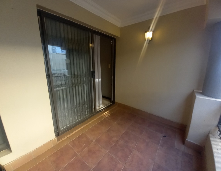 2 Bedroom Property for Sale in Nieuw Muckleneuk Gauteng