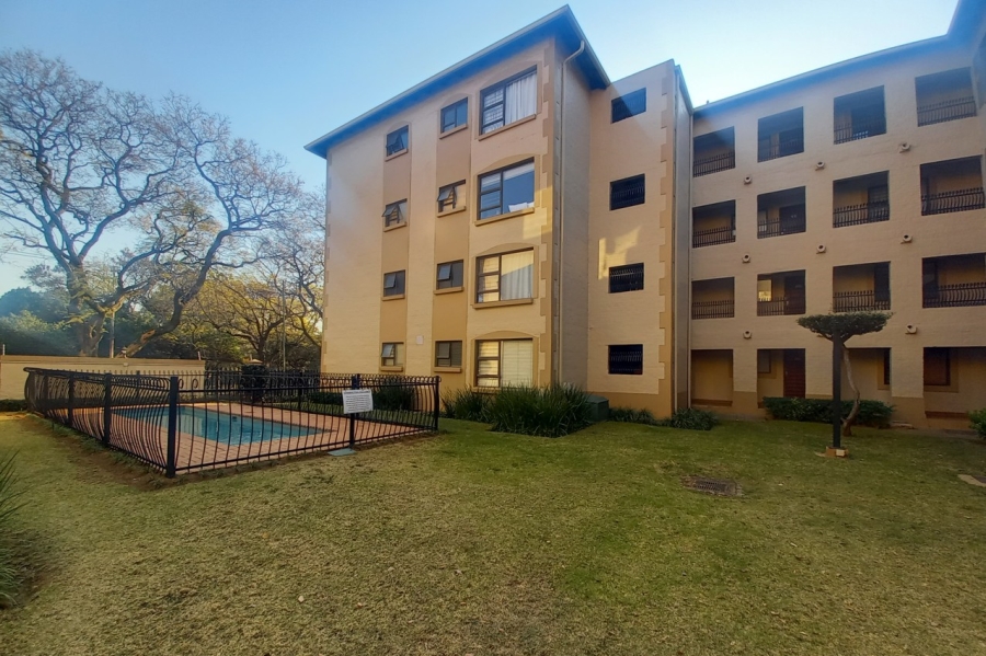 2 Bedroom Property for Sale in Nieuw Muckleneuk Gauteng