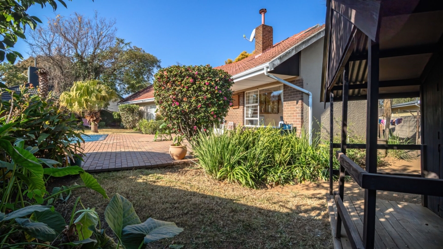 4 Bedroom Property for Sale in Meadowbrook Gauteng