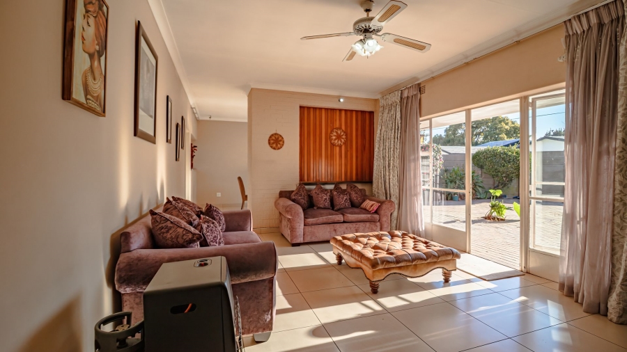 4 Bedroom Property for Sale in Meadowbrook Gauteng