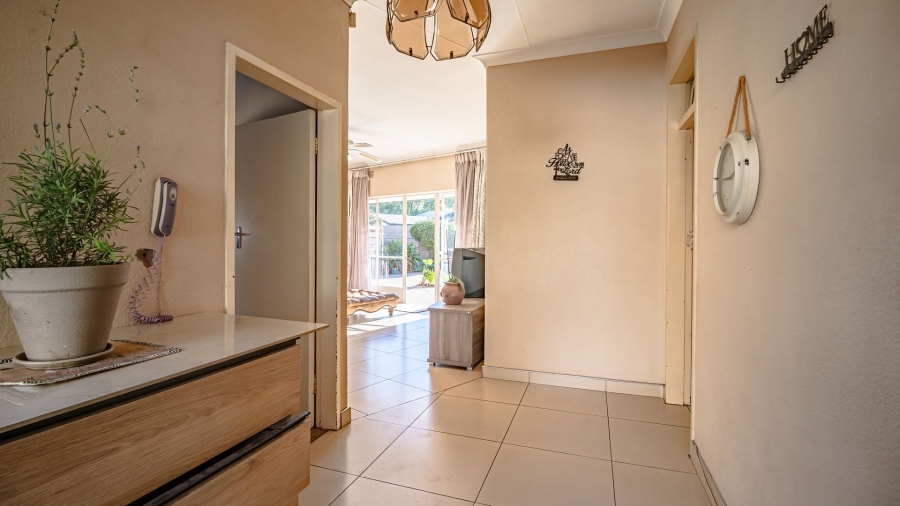 4 Bedroom Property for Sale in Meadowbrook Gauteng