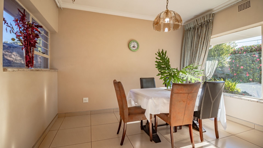 4 Bedroom Property for Sale in Meadowbrook Gauteng