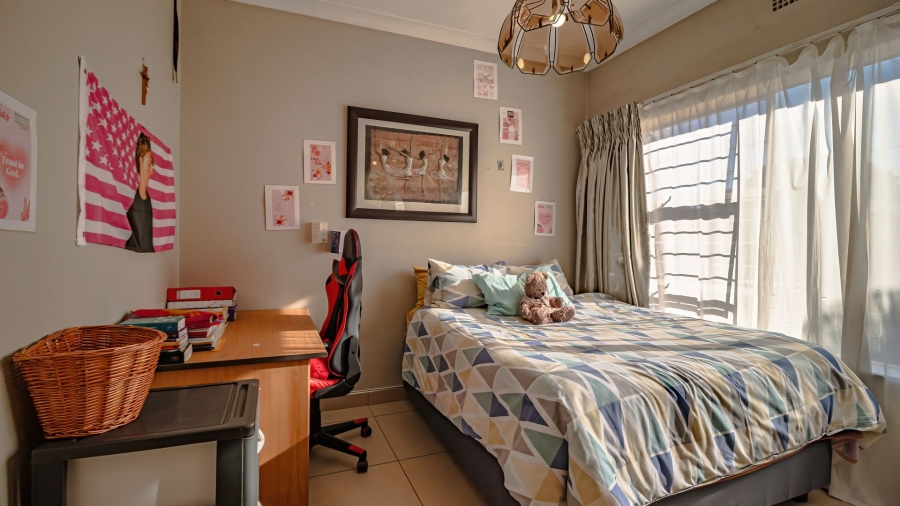 4 Bedroom Property for Sale in Meadowbrook Gauteng