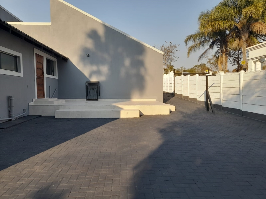 To Let 3 Bedroom Property for Rent in Noordwyk Gauteng