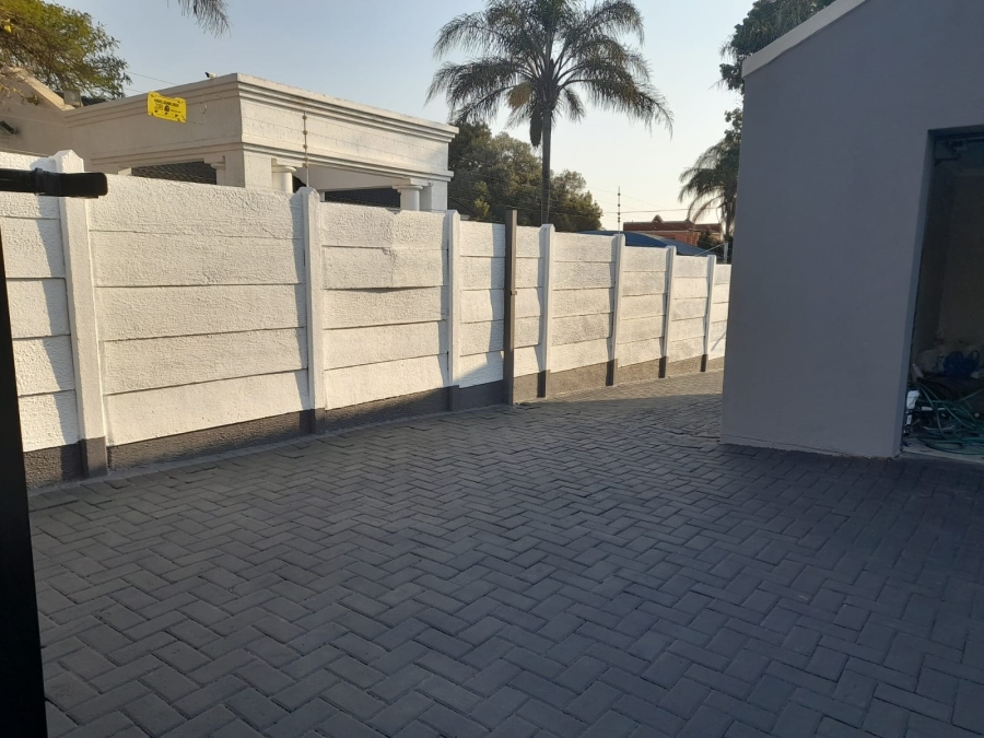 To Let 3 Bedroom Property for Rent in Noordwyk Gauteng