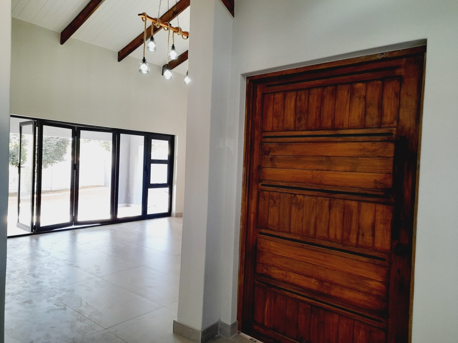 To Let 3 Bedroom Property for Rent in Noordwyk Gauteng