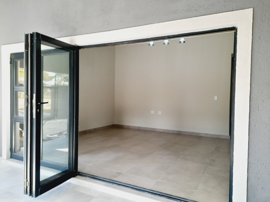 To Let 3 Bedroom Property for Rent in Noordwyk Gauteng