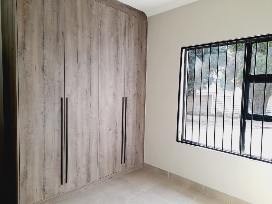 To Let 3 Bedroom Property for Rent in Noordwyk Gauteng