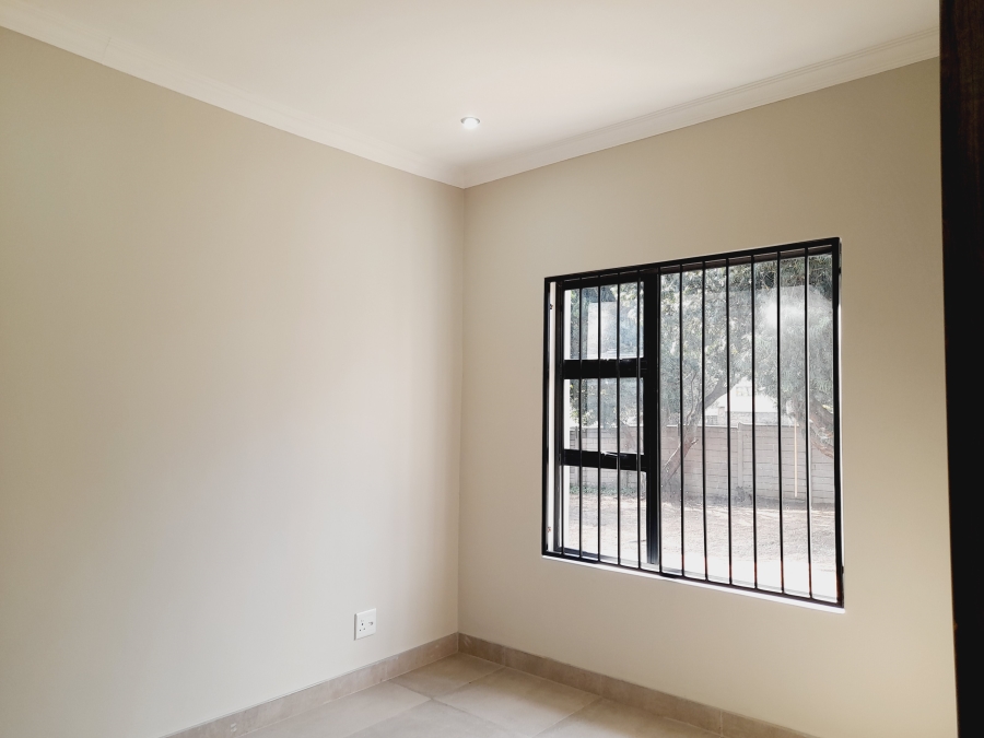 To Let 3 Bedroom Property for Rent in Noordwyk Gauteng