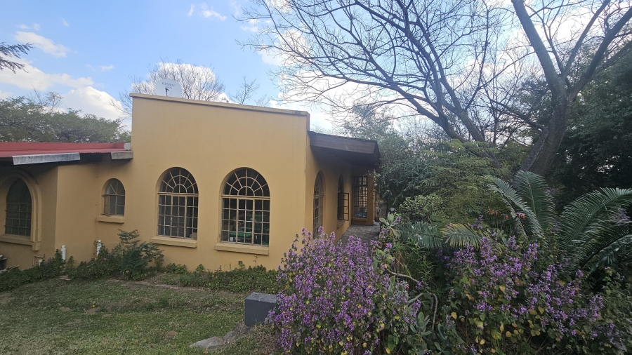 3 Bedroom Property for Sale in Crowthorne AH Gauteng
