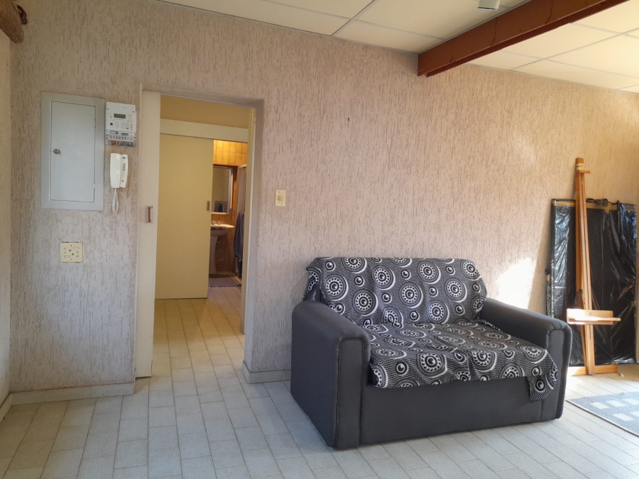 1 Bedroom Property for Sale in Glen Austin Gauteng
