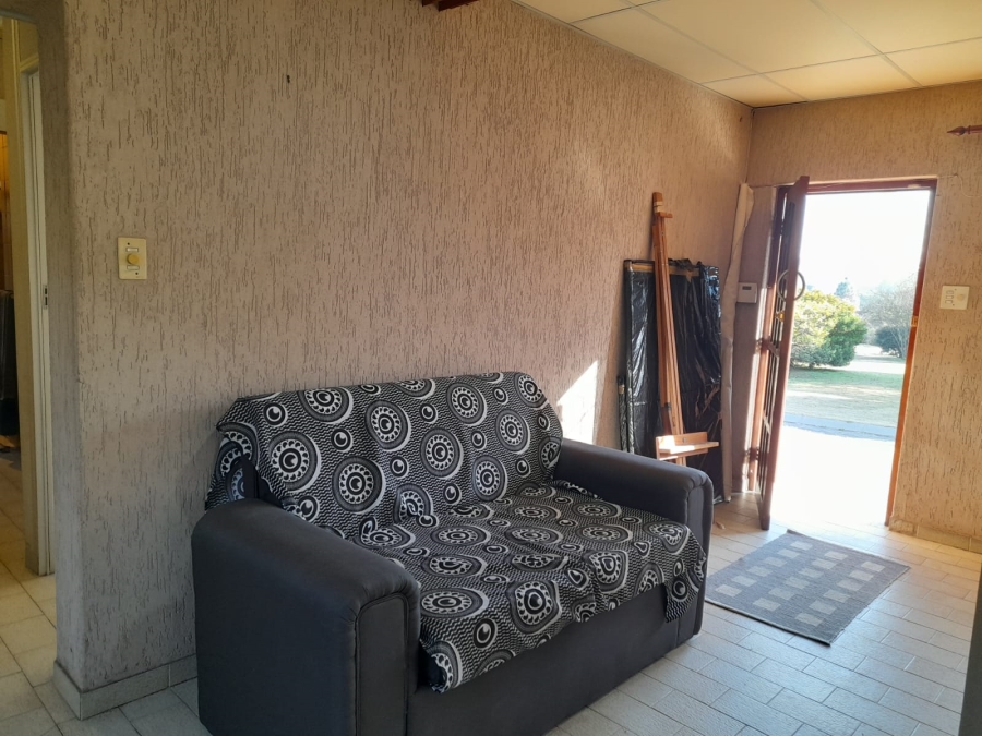 1 Bedroom Property for Sale in Glen Austin Gauteng