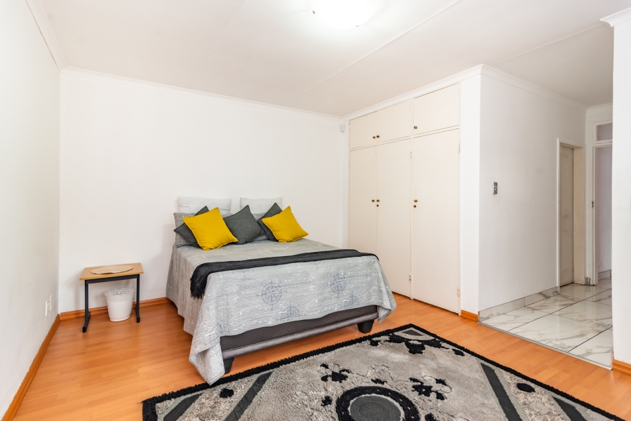 4 Bedroom Property for Sale in Helderkruin Gauteng
