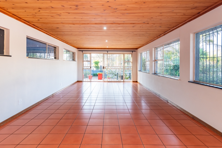 4 Bedroom Property for Sale in Helderkruin Gauteng