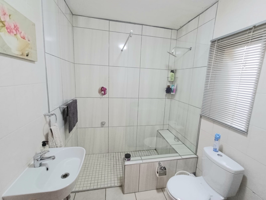 2 Bedroom Property for Sale in Needwood Gauteng