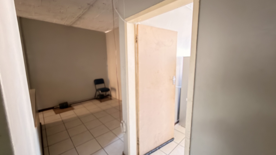 1 Bedroom Property for Sale in Sunnyside Gauteng