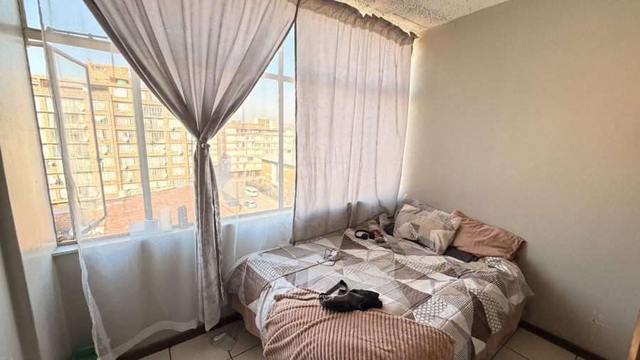 1 Bedroom Property for Sale in Sunnyside Gauteng