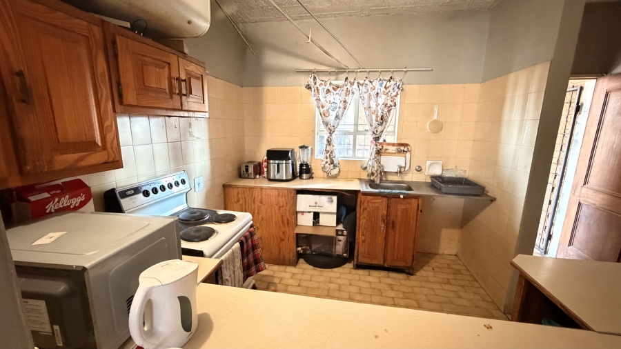 1 Bedroom Property for Sale in Sunnyside Gauteng