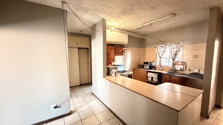 1 Bedroom Property for Sale in Sunnyside Gauteng