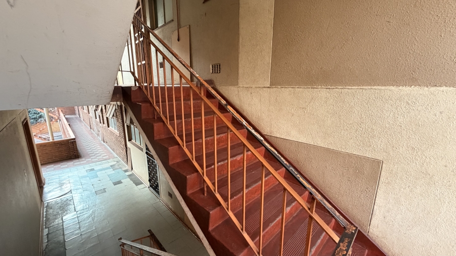 2 Bedroom Property for Sale in Sunnyside Gauteng